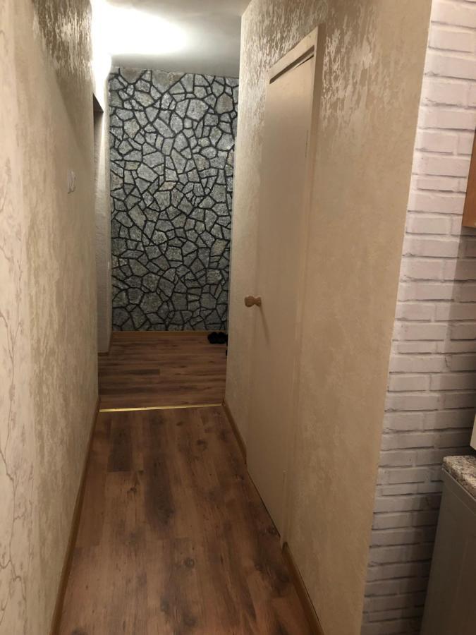 Ahtme Mnt Apartaments Luaran gambar